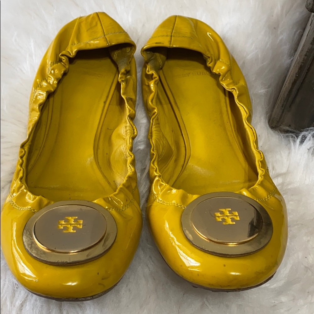 Tory Burch Yellow Patent Leather Logo Ballet Flats